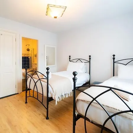 The Haven Dingle, Self Catering Accommodation Exterior photo